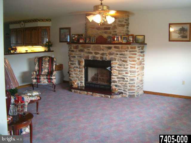 1862 Smith Station Road Spring Grove, PA 17362 - Photo 4 of 9