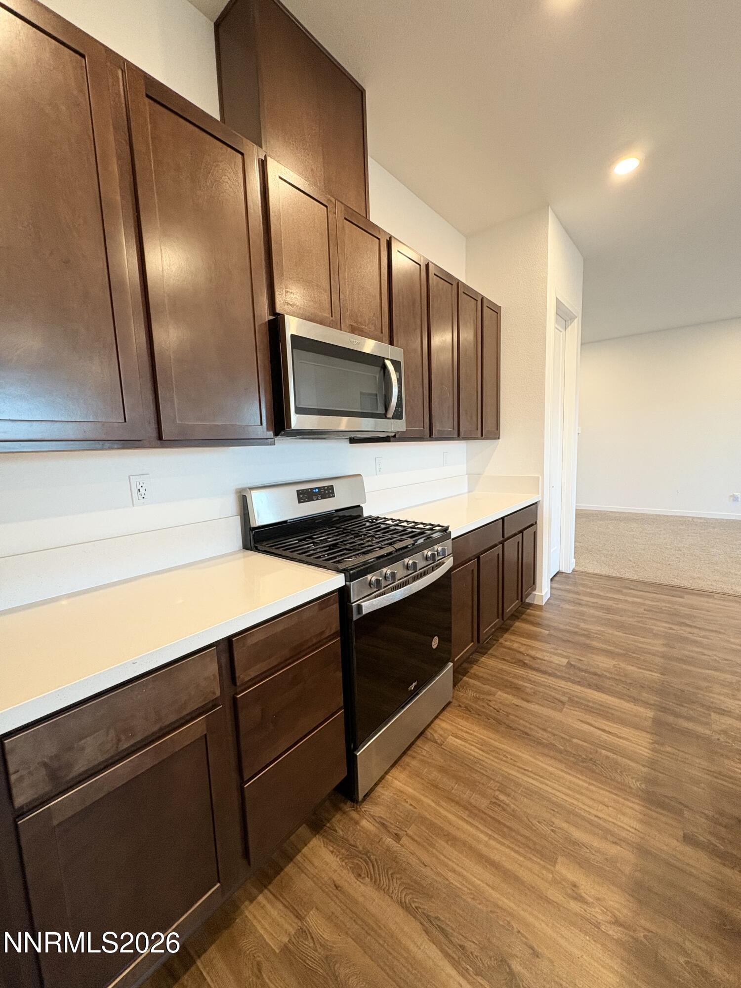 1852 Hogan Peak Street Carson City, NV 89701 - Photo 7 of 18 IMG_2910