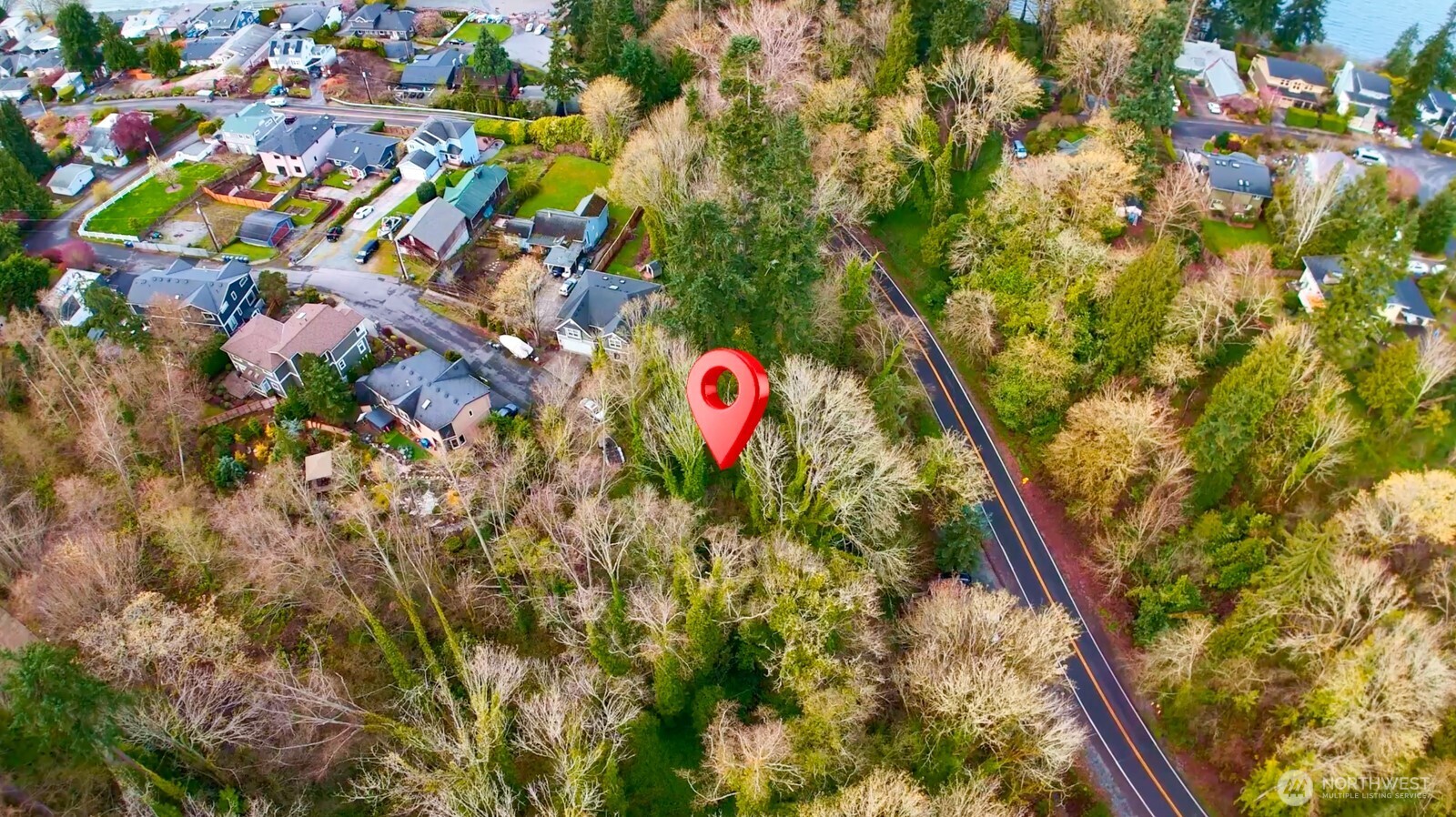 950 Woodmont Beach Road South Des Moines, WA 98198 - Photo 4 of 5 a view of entryway