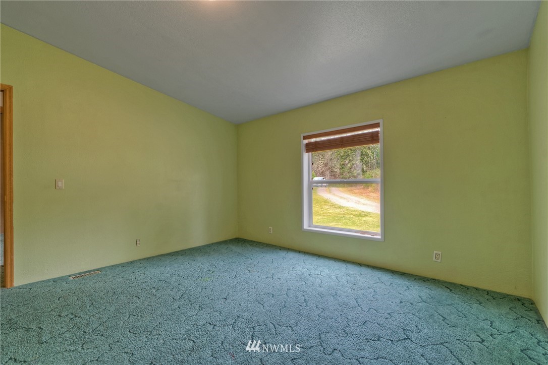 376 West Lillie Road Elma, WA 98541 - Photo 17 of 23 Gallery Image 17