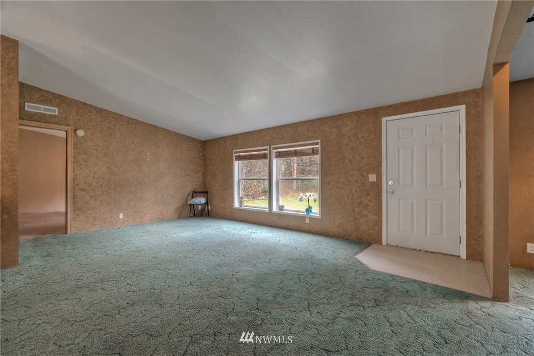 376 West Lillie Road Elma, WA 98541 - Photo 3 of 23 Gallery Image 3
