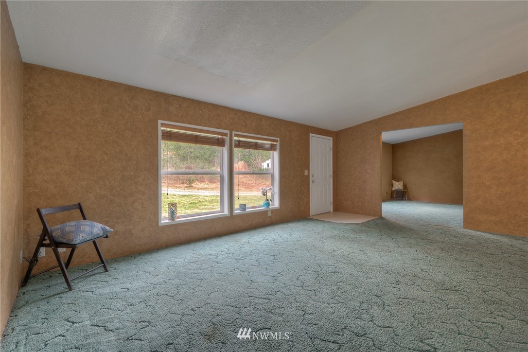 376 West Lillie Road Elma, WA 98541 - Photo 5 of 23 Gallery Image 5