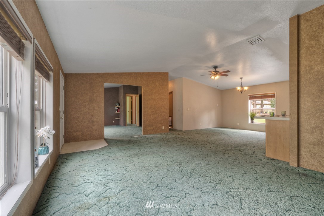 376 West Lillie Road Elma, WA 98541 - Photo 6 of 23 Gallery Image 6