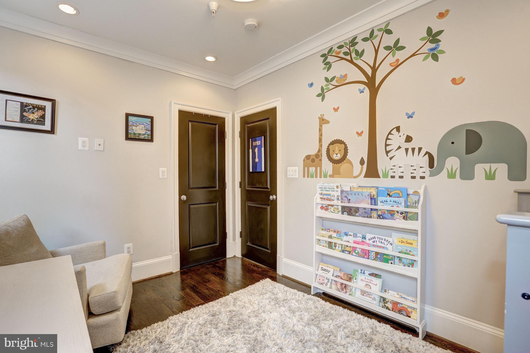 1738 Park Road Northwest, Unit 3 Washington, DC 20010 - Photo 20 of 26 Bedroom #2
