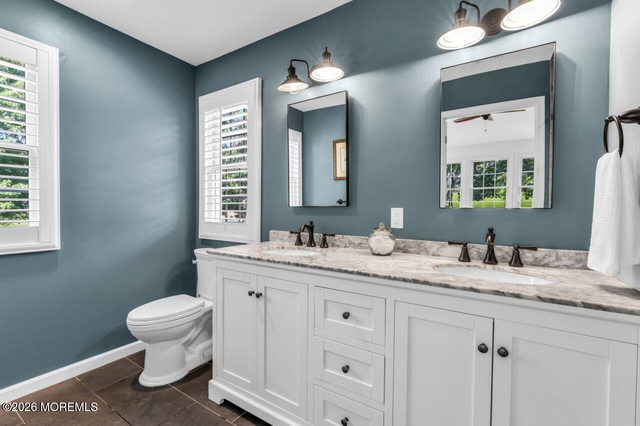 229 Dutch Lane Road Freehold, NJ 07728 - Photo 28 of 71 master Bath