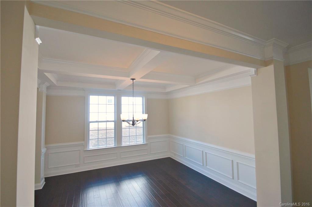 7324 Hamilton Bridge Road, Unit 201 Charlotte, NC 28278 - Photo 3 of 24 Gallery Image 3