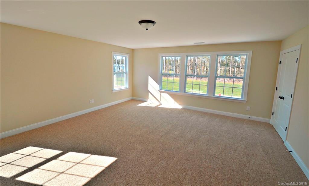 7324 Hamilton Bridge Road, Unit 201 Charlotte, NC 28278 - Photo 22 of 24 Gallery Image 22