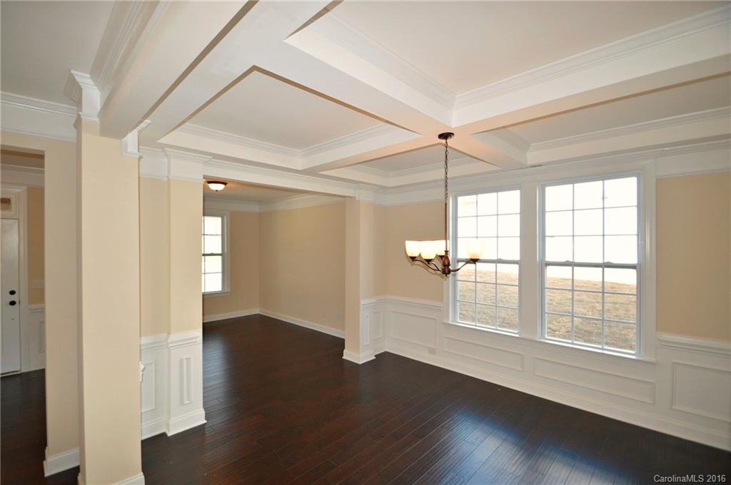 7324 Hamilton Bridge Road, Unit 201 Charlotte, NC 28278 - Photo 4 of 24 Gallery Image 4