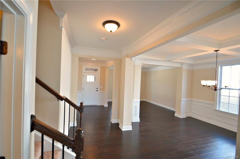 7324 Hamilton Bridge Road, Unit 201 Charlotte, NC 28278 - Photo 5 of 24 Gallery Image 5