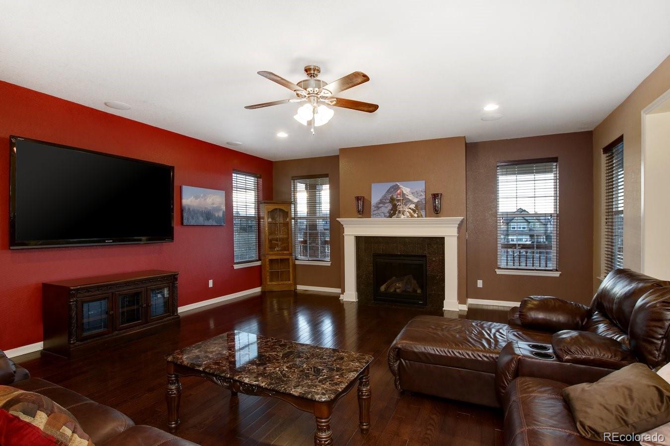 10537 Skyreach Road Highlands Ranch, CO 80126 - Photo 9 of 35 Gallery Image 9