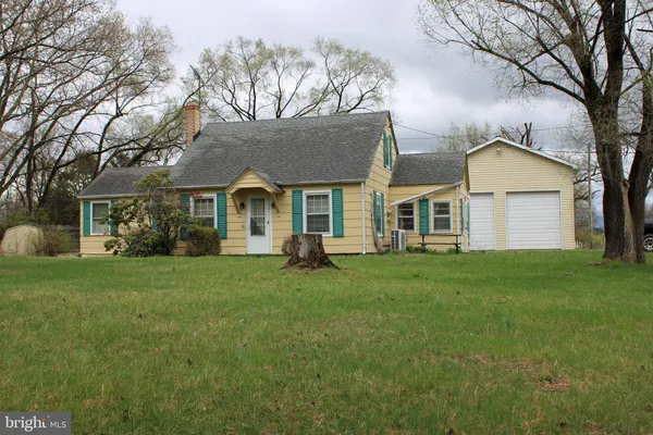 $240,000 | 10123 Winchester Avenue, Bunker Hill, WV 25413