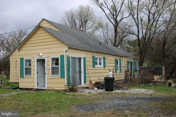 $240,000 | 10123 Winchester Avenue, Bunker Hill, WV 25413