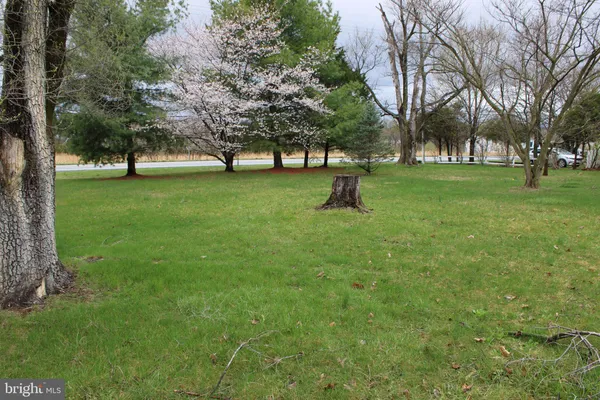 $240,000 | 10123 Winchester Avenue, Bunker Hill, WV 25413