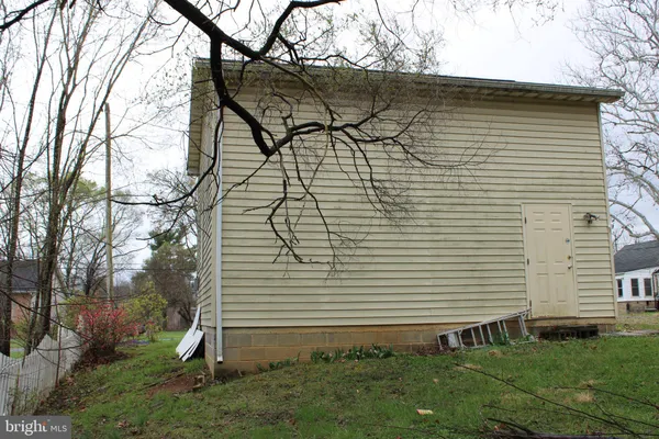 $240,000 | 10123 Winchester Avenue, Bunker Hill, WV 25413