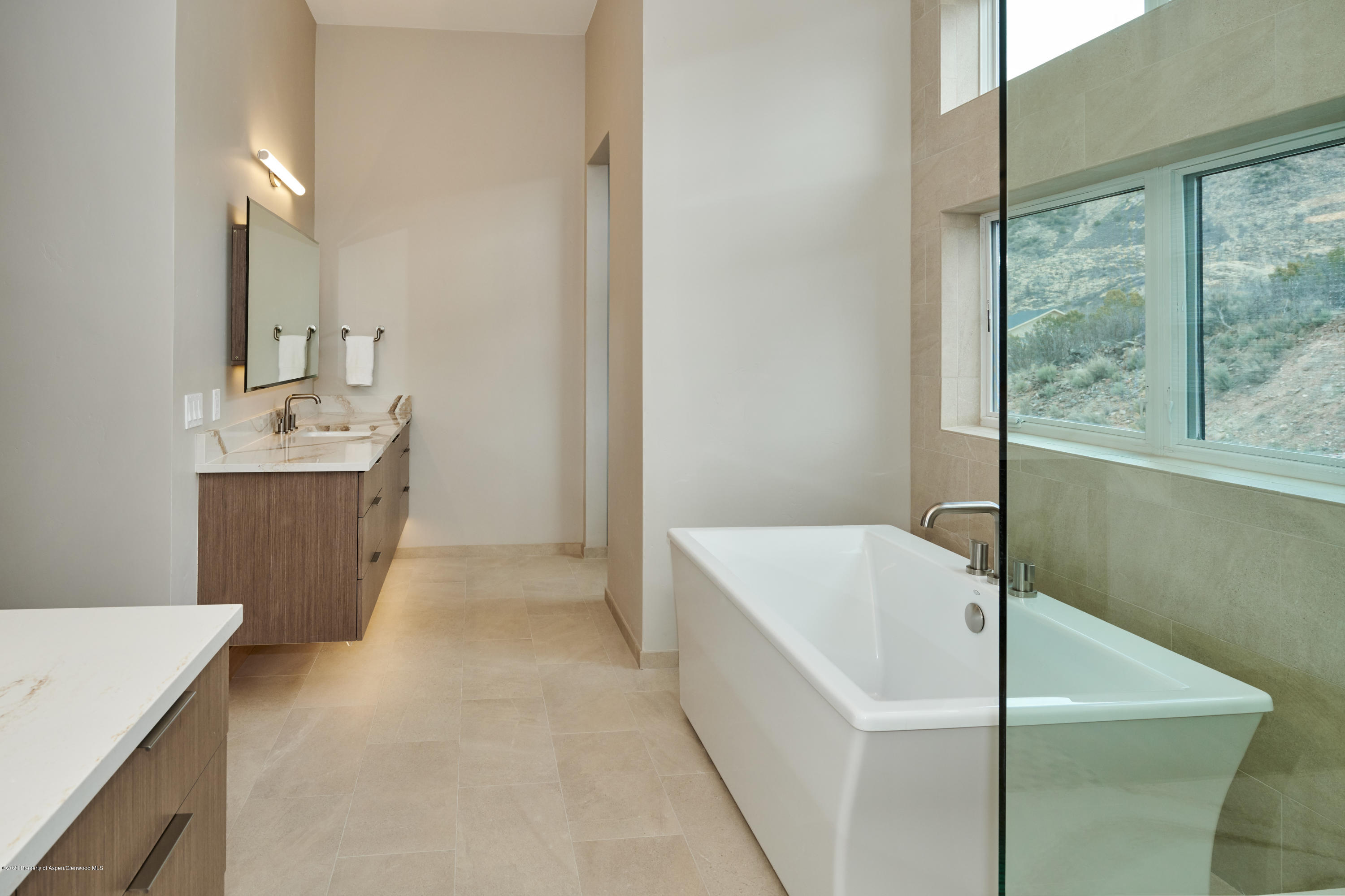 242 Overlook Ridge Carbondale, CO 81623 - Photo 20 of 35 Master Bath