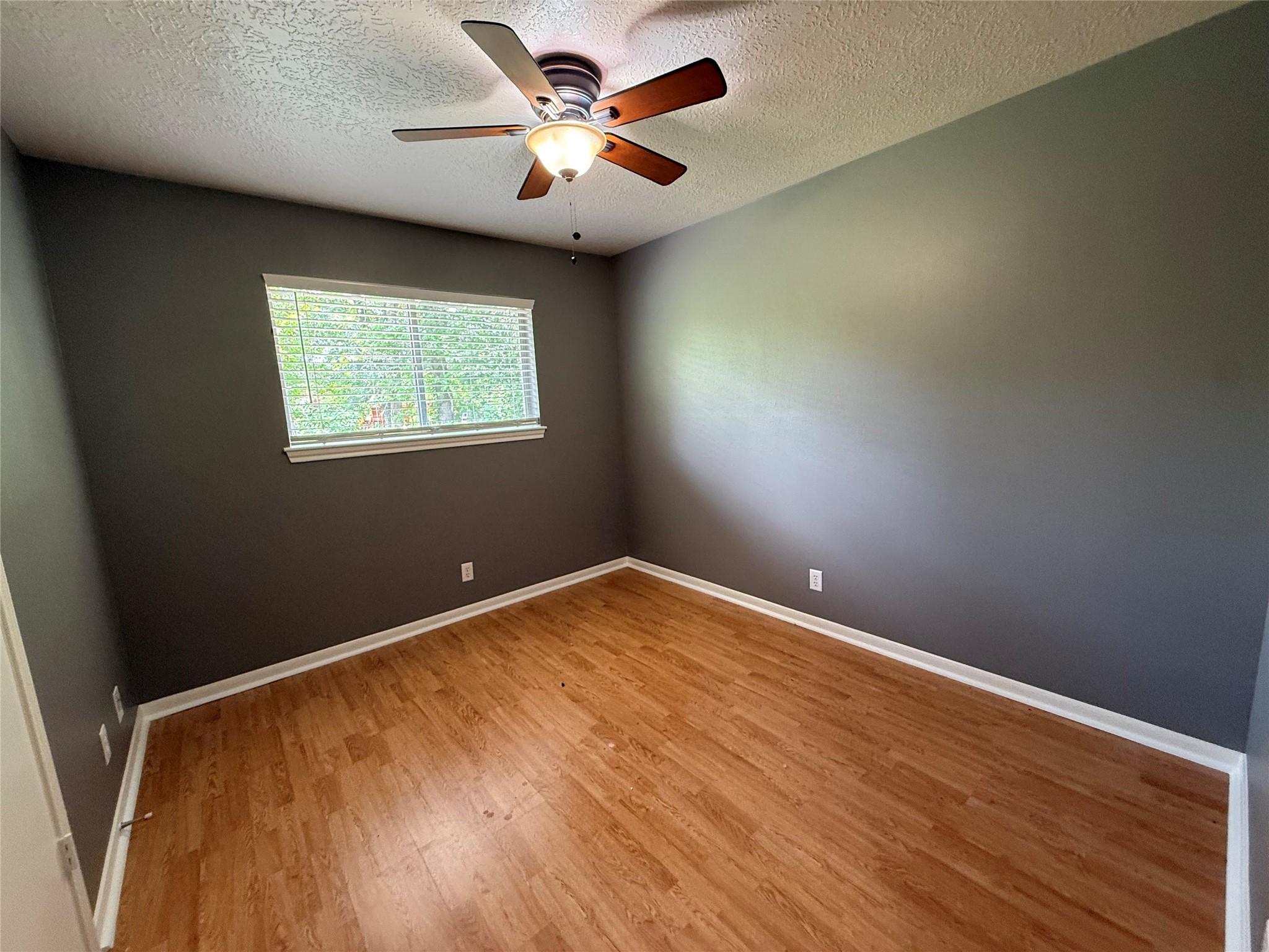 18751 FM 1484 Road Conroe, TX 77303 - Photo 27 of 36 Bedroom 4