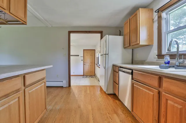 $400,000 | 550 Page Road, Bow, NH 03304