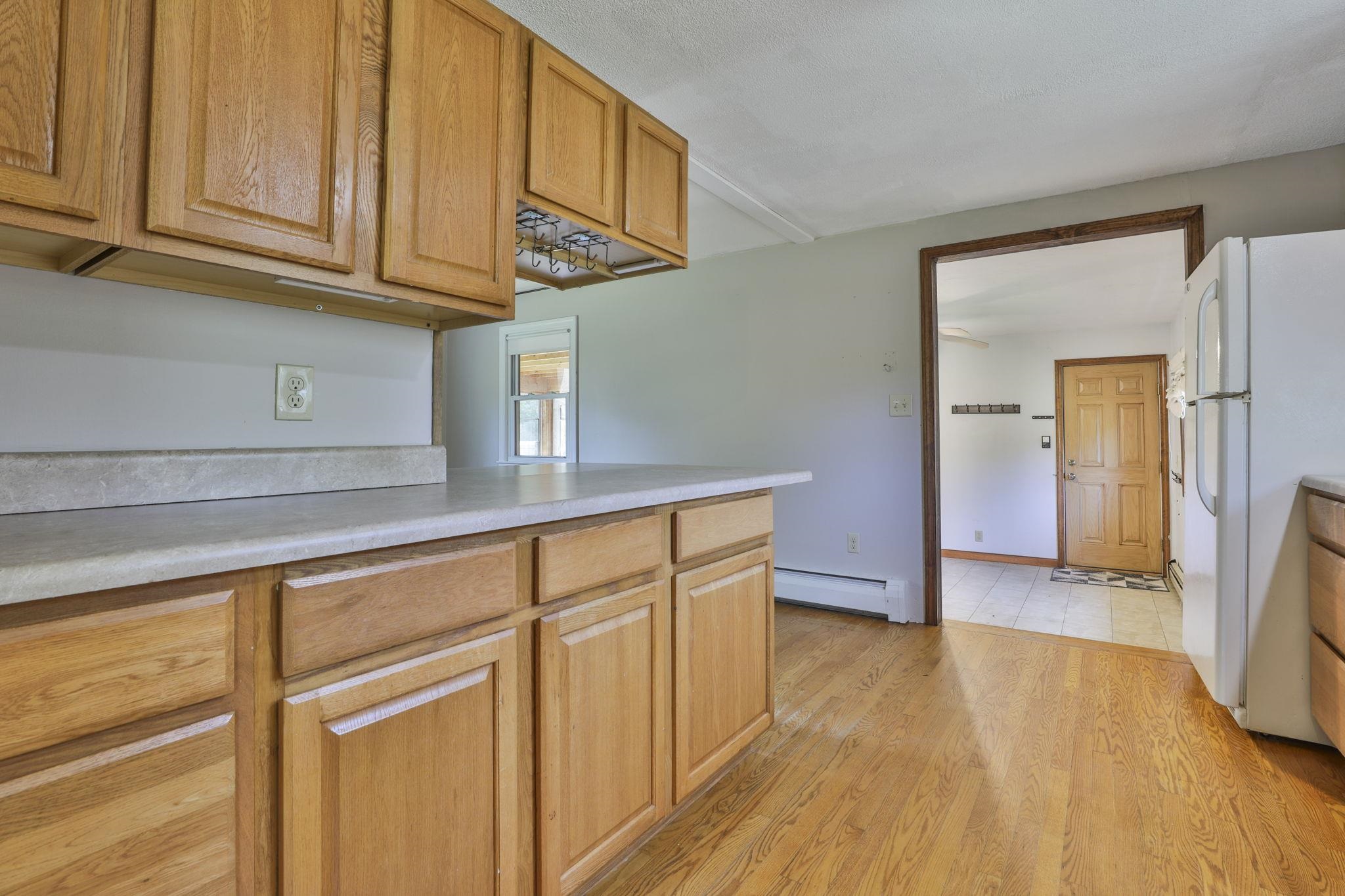 550 Page Road Bow, NH 03304 - Photo 12 of 34