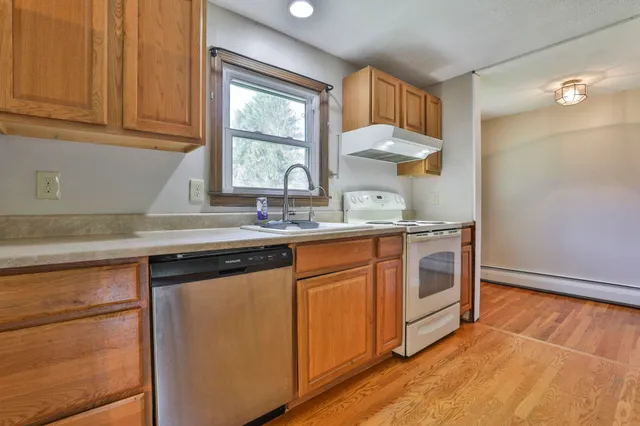 $400,000 | 550 Page Road, Bow, NH 03304