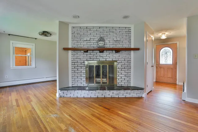 $400,000 | 550 Page Road, Bow, NH 03304