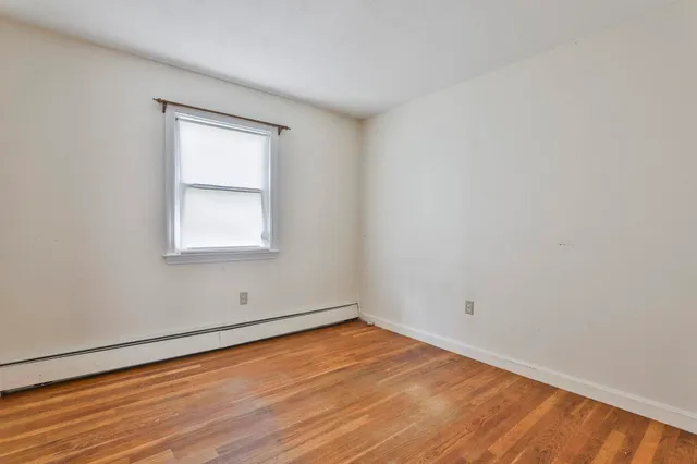 $400,000 | 550 Page Road, Bow, NH 03304