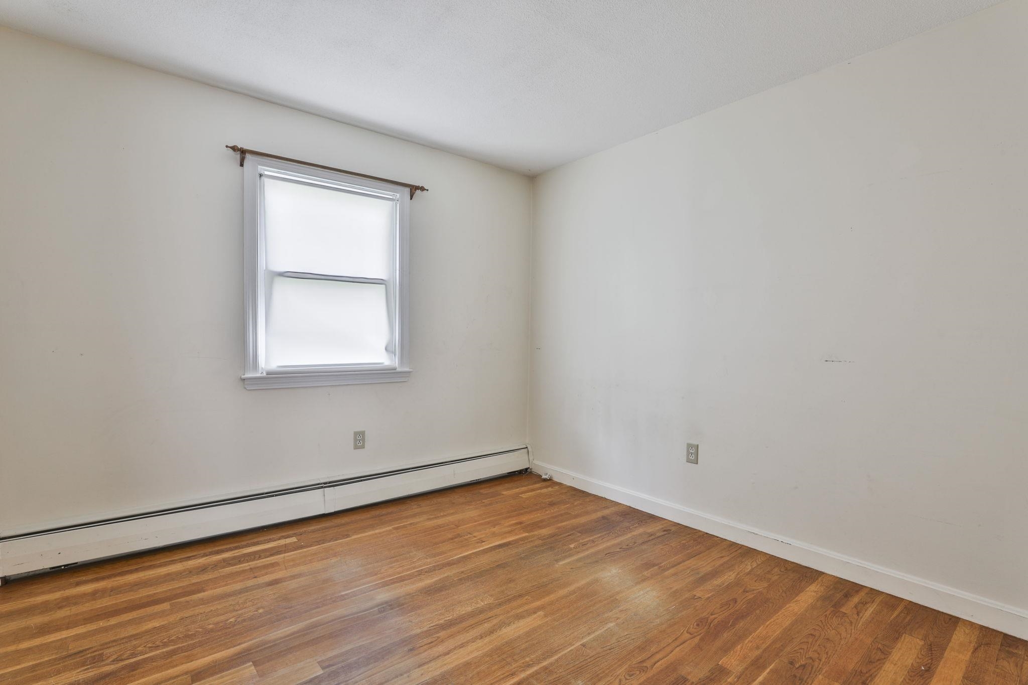 550 Page Road Bow, NH 03304 - Photo 20 of 34