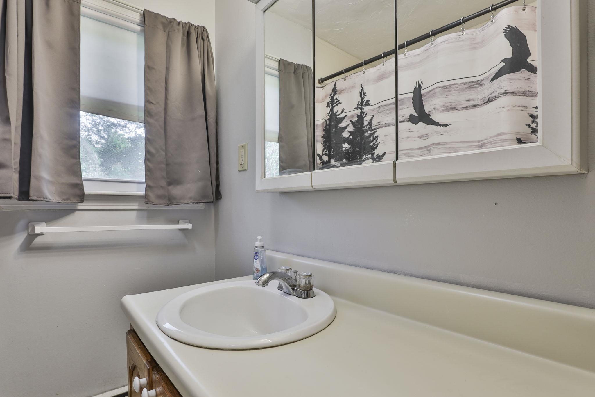 550 Page Road Bow, NH 03304 - Photo 27 of 34