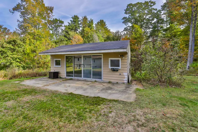 $400,000 | 550 Page Road, Bow, NH 03304