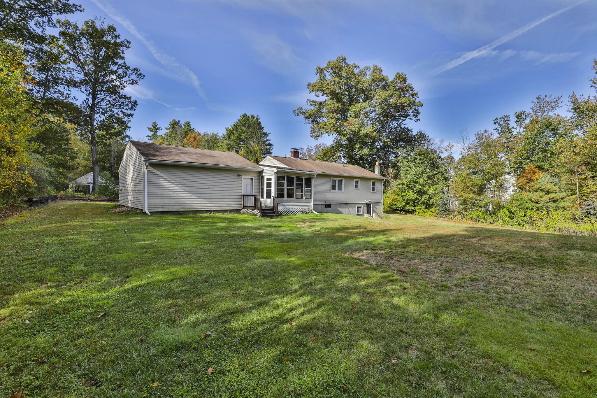 550 Page Road Bow, NH 03304 - Photo 5 of 34