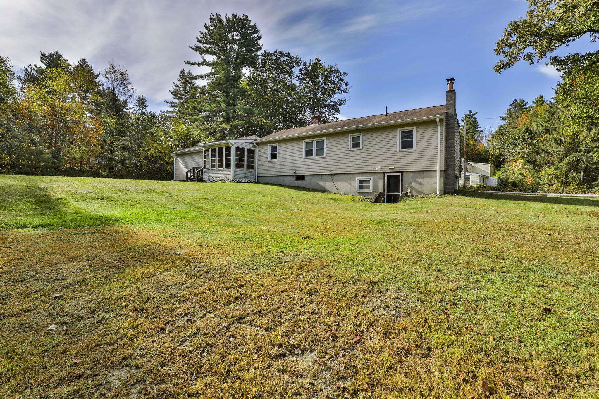 550 Page Road Bow, NH 03304 - Photo 7 of 34