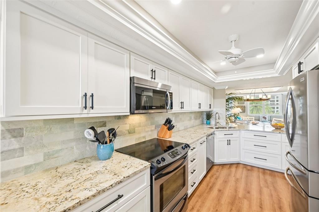 5760 Midnight Pass Road, Unit 209D Sarasota, FL 34242 - Photo 8 of 73 Gallery Image 8
