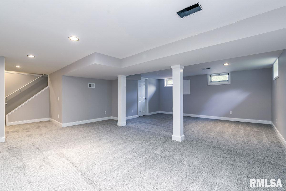 2878 Forest Road Davenport, IA 52803 - Photo 21 of 24 Gallery Image 21