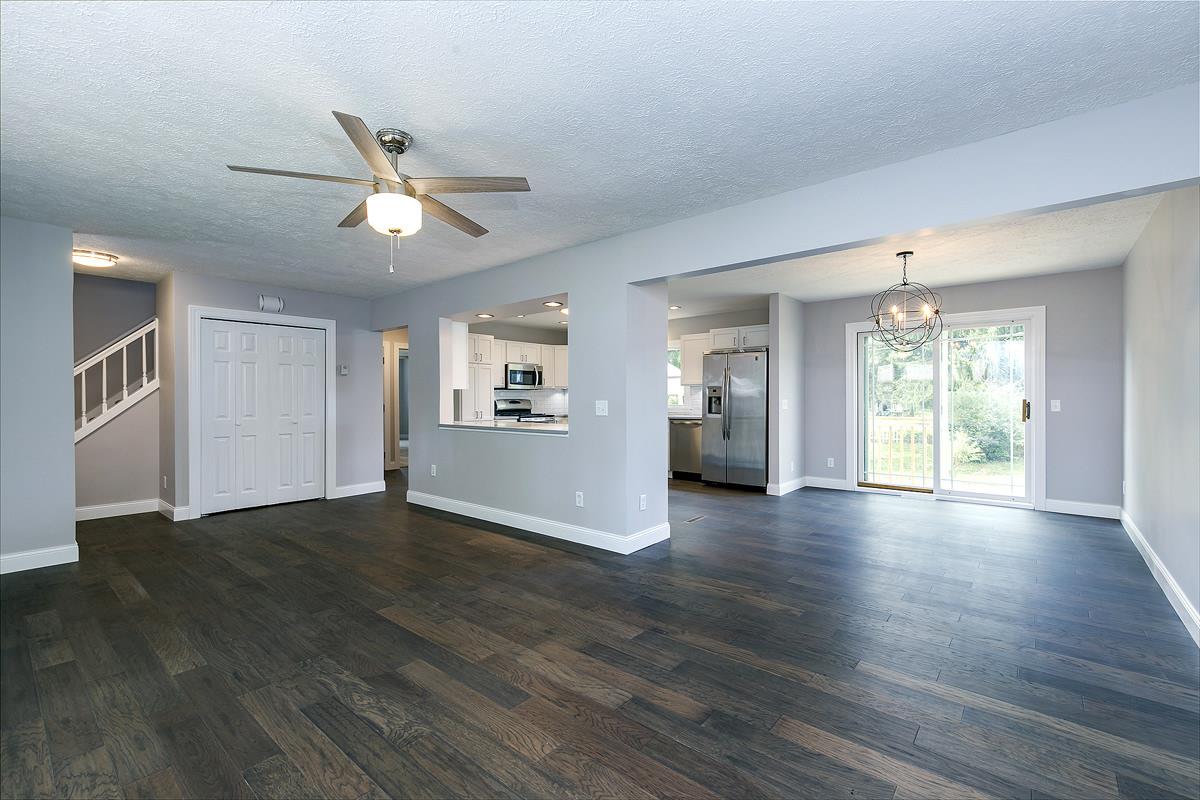 2878 Forest Road Davenport, IA 52803 - Photo 8 of 24 Gallery Image 8