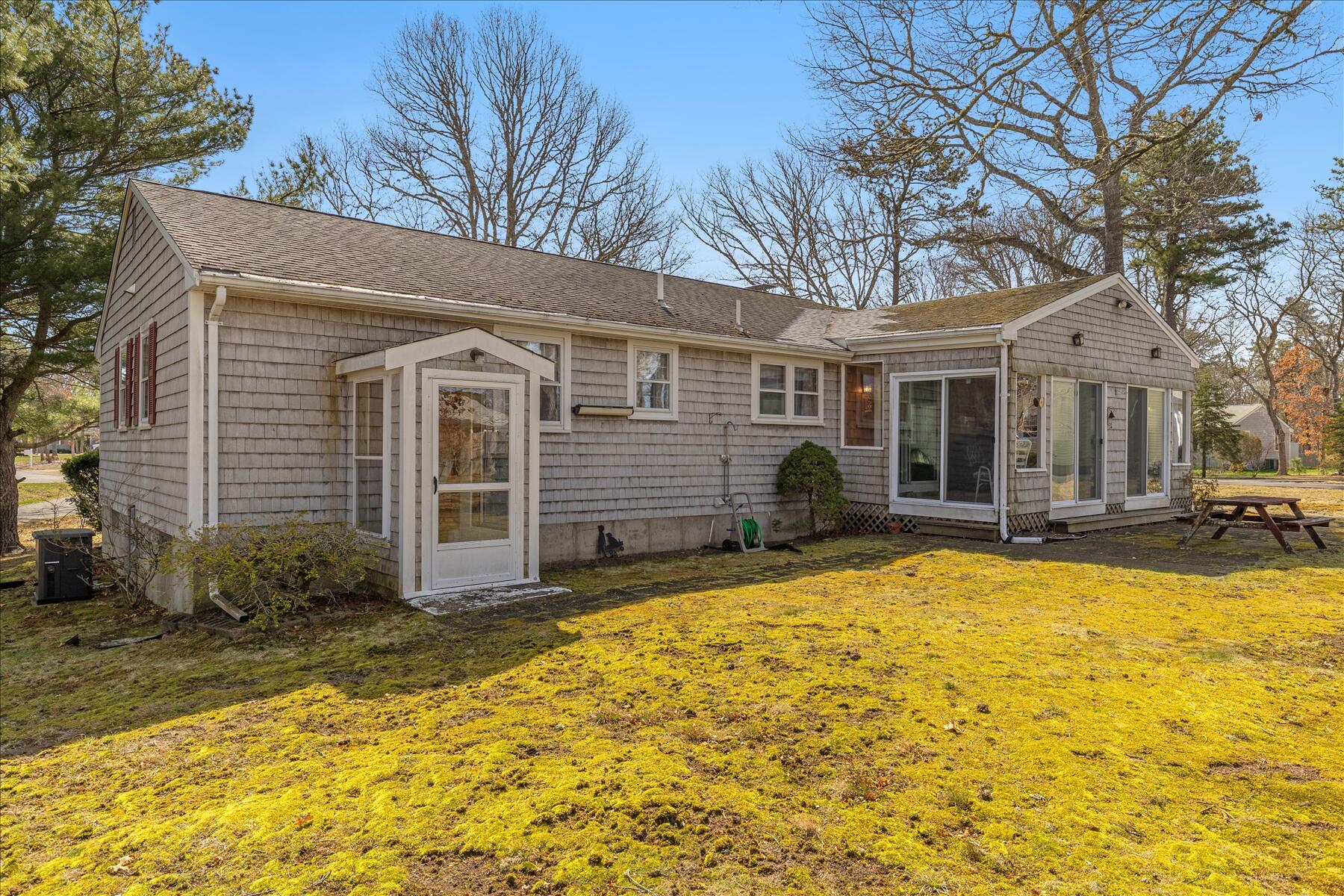 14 Benjamin Road South Dennis, MA 02660 - Photo 5 of 37 06-MG_8599-r