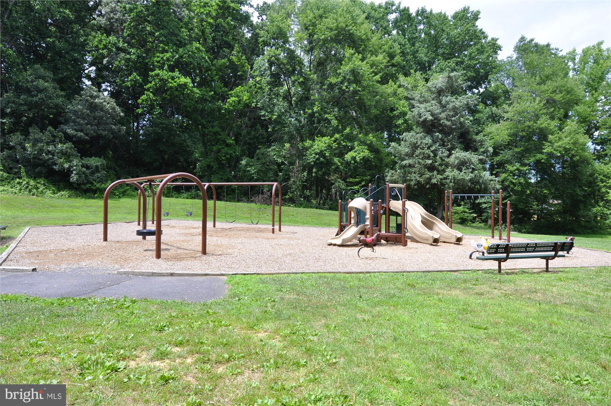 8932 Stark Road Annandale, VA 22003 - Photo 77 of 83 Neighborhood area county park
