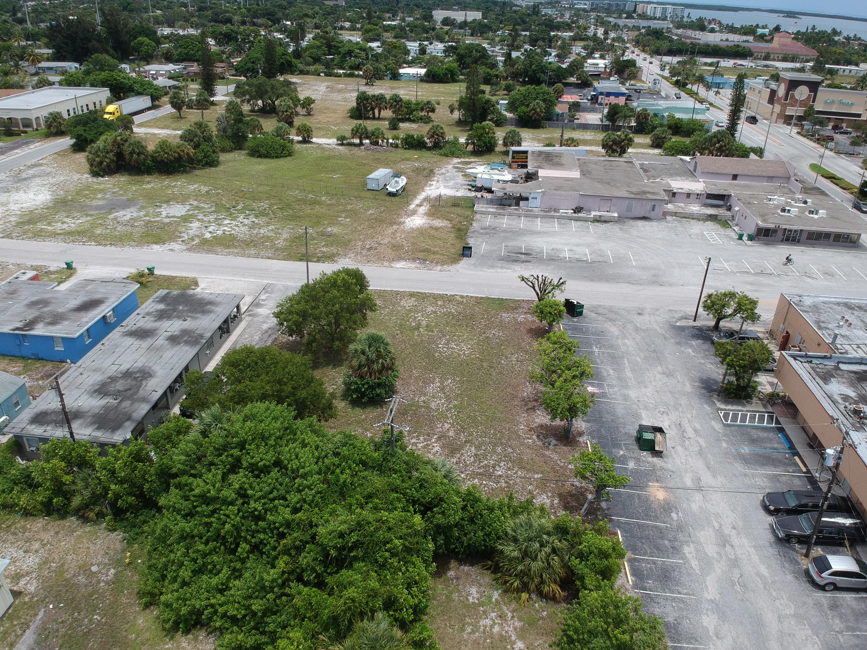 34 West 27th Street Riviera Beach, FL 33404 - Photo 11 of 13 DJI_3272