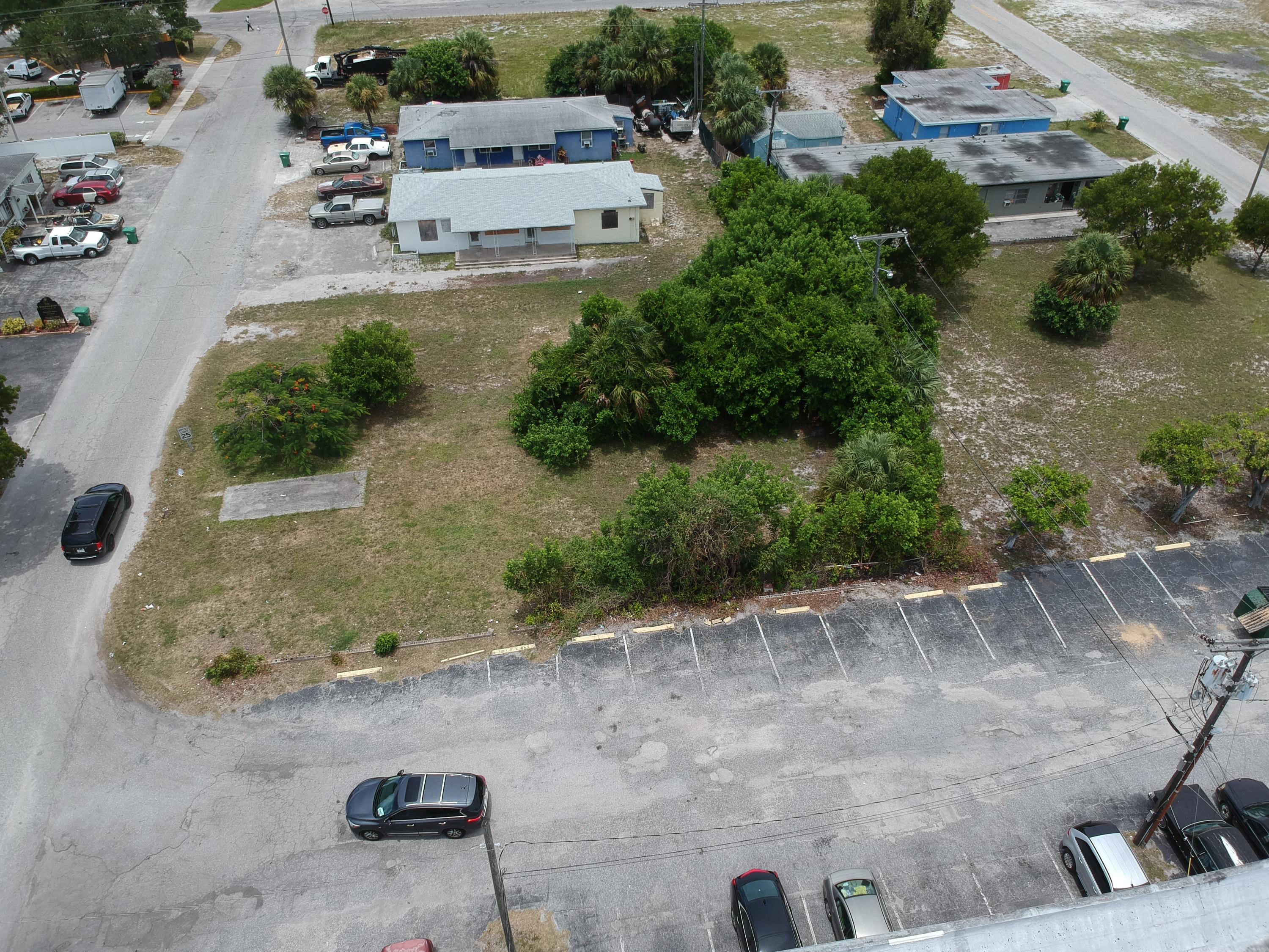34 West 27th Street Riviera Beach, FL 33404 - Photo 9 of 13 DJI_3287