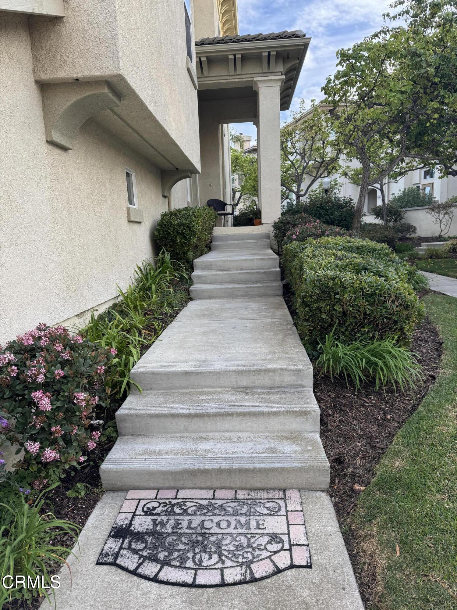 1240 Bayside Lane Oxnard, CA 93035 - Photo 4 of 69 IMG_2742