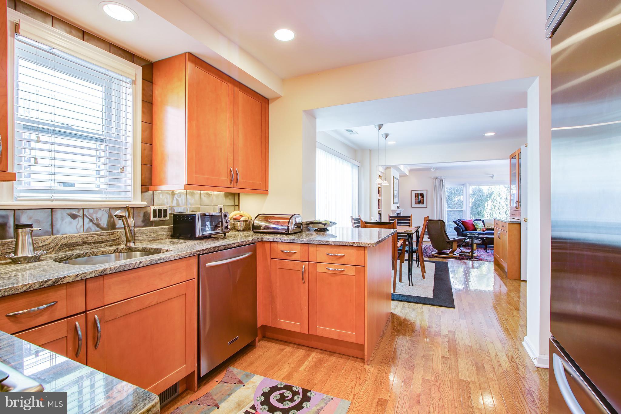 7013 Exfair Road Bethesda, MD 20814 - Photo 9 of 31 Updated Kitchen