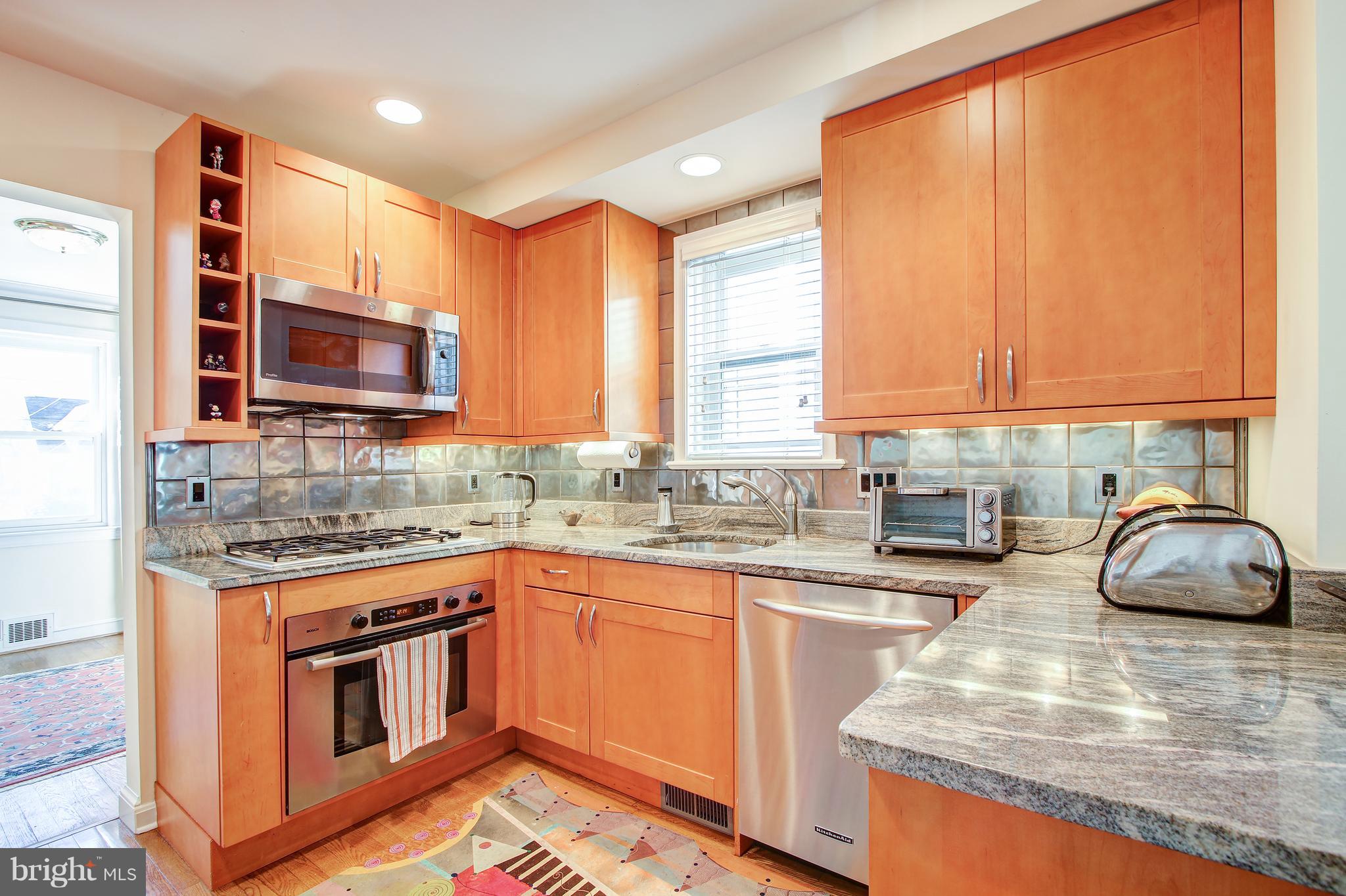 7013 Exfair Road Bethesda, MD 20814 - Photo 10 of 31 Kitchen