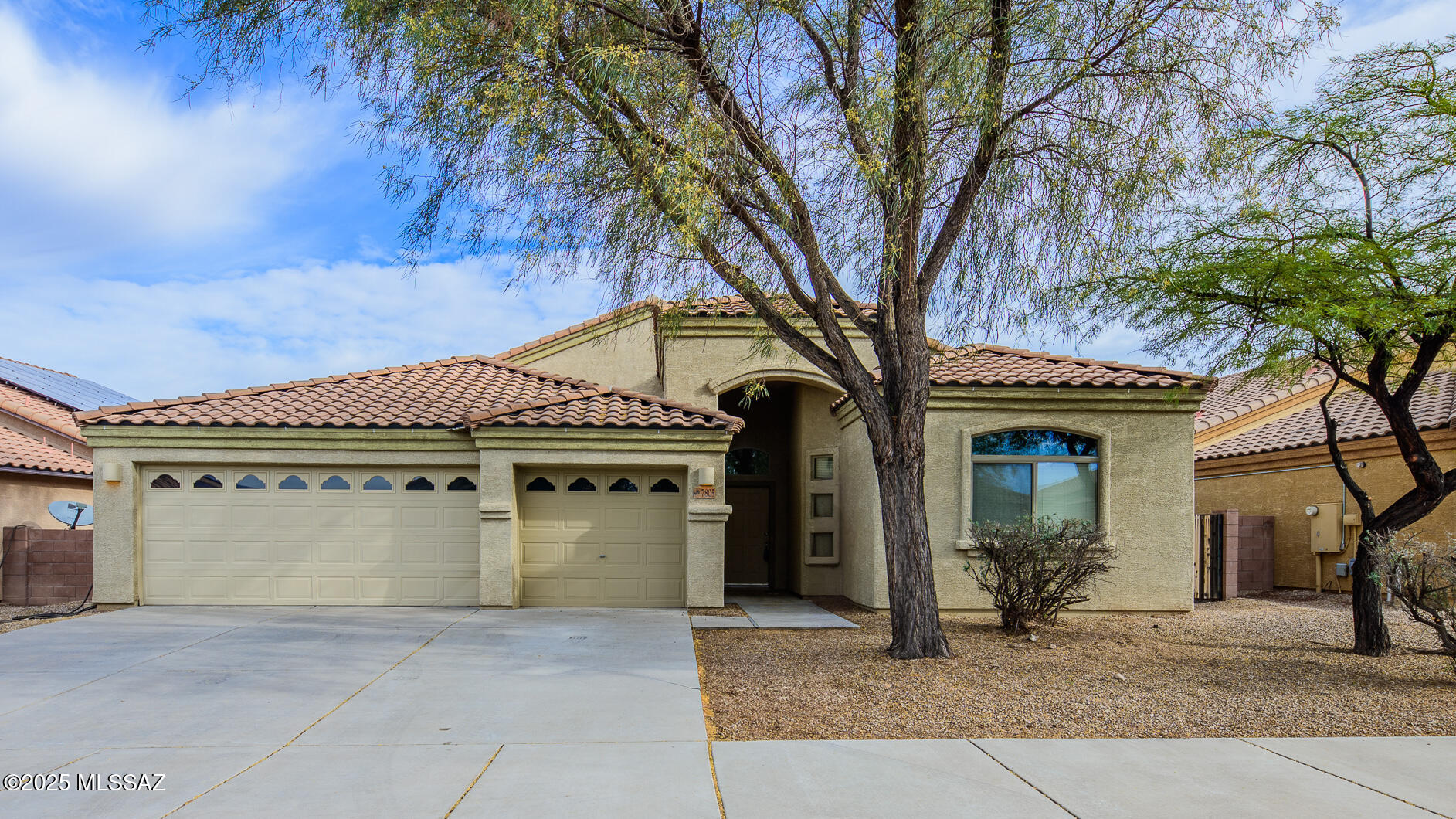 7805 East Treetop Road Tucson, AZ 85756 - Photo 1 of 43