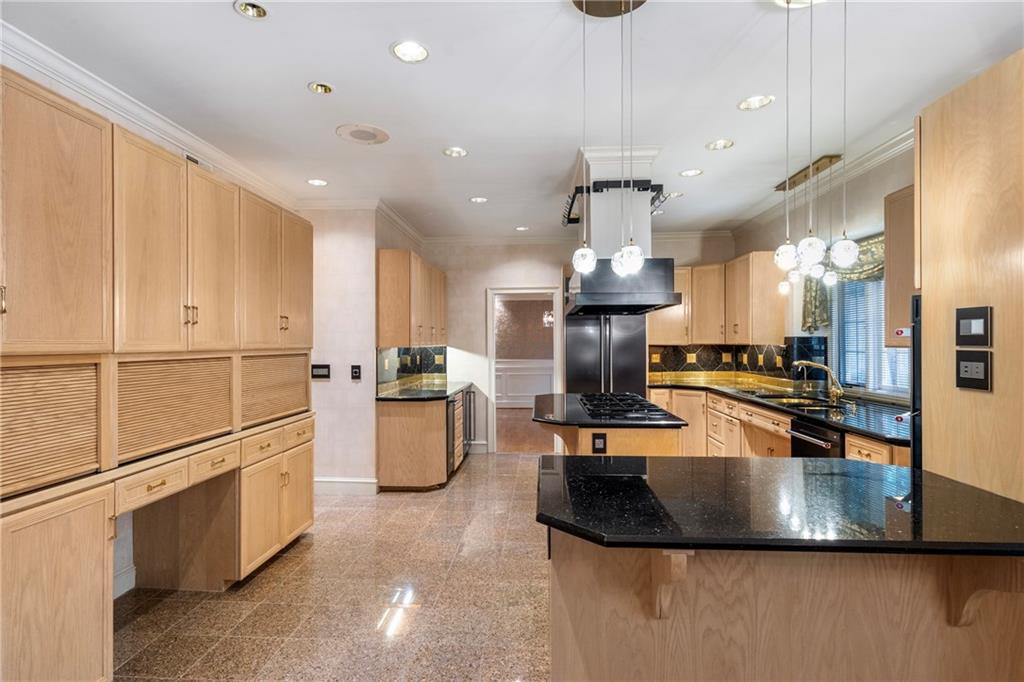 451 Landover Drive Decatur, GA 30030 - Photo 17 of 57