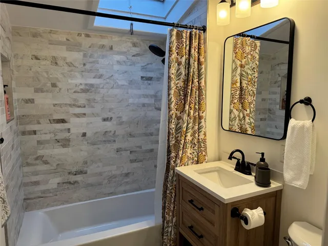 $1,275,000 | 200 Chestnut Ridge Road, Bedford Corners, NY 10549