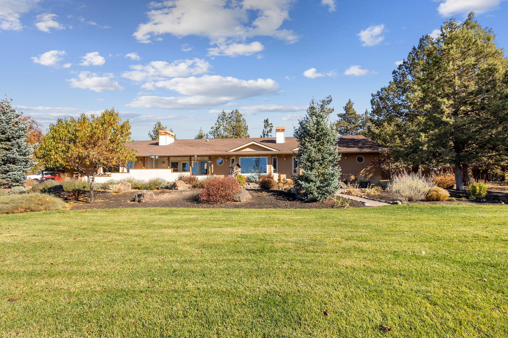20124 Tumalo Road Bend, OR 97703 - Photo 5 of 60 4-web-or-mls-20124 Tumalo Rd, Bend (3 of