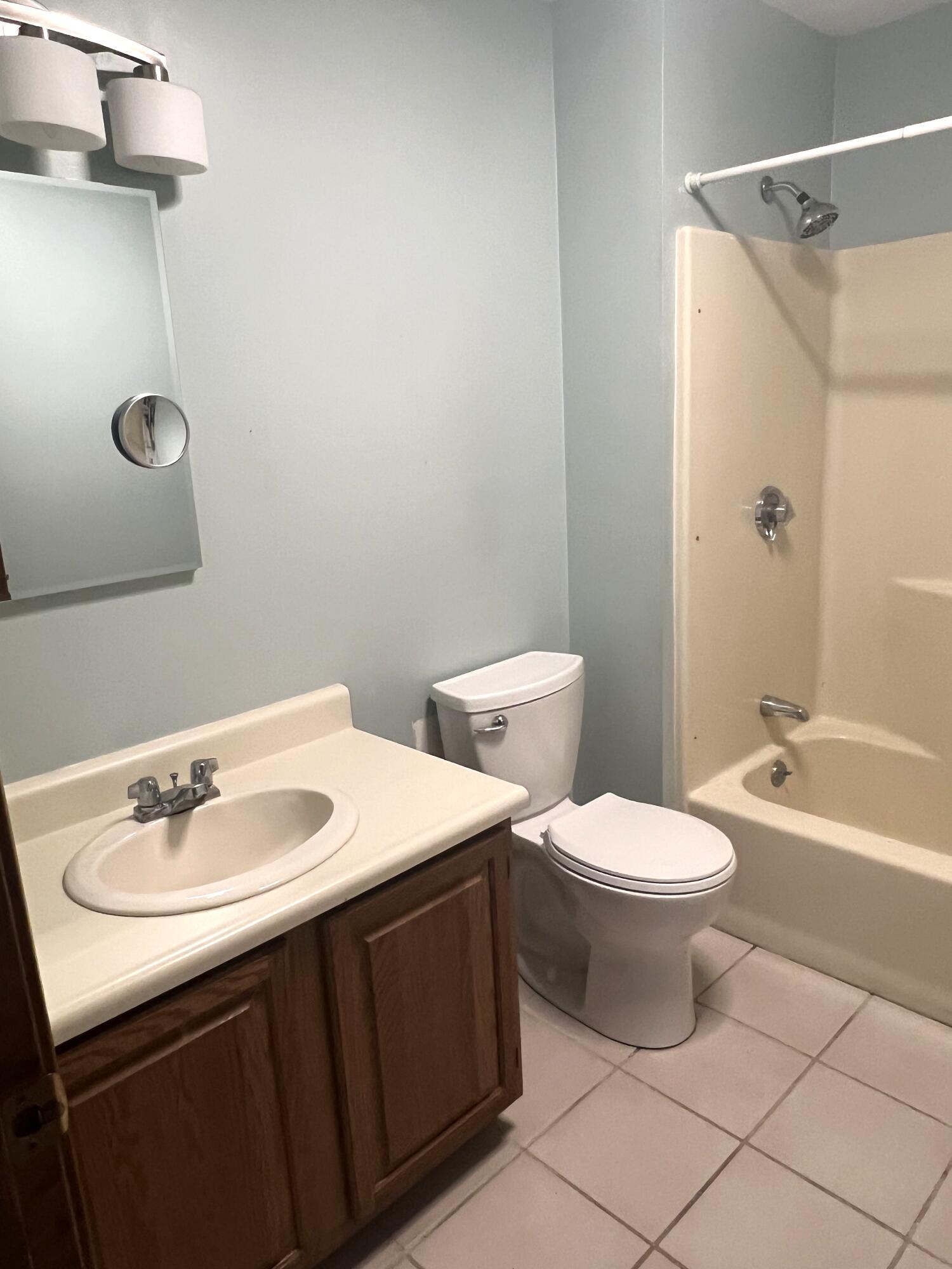 39 Albert Avenue, Unit 8 Augusta, ME 04330 - Photo 10 of 15 IMG_7676 (003)