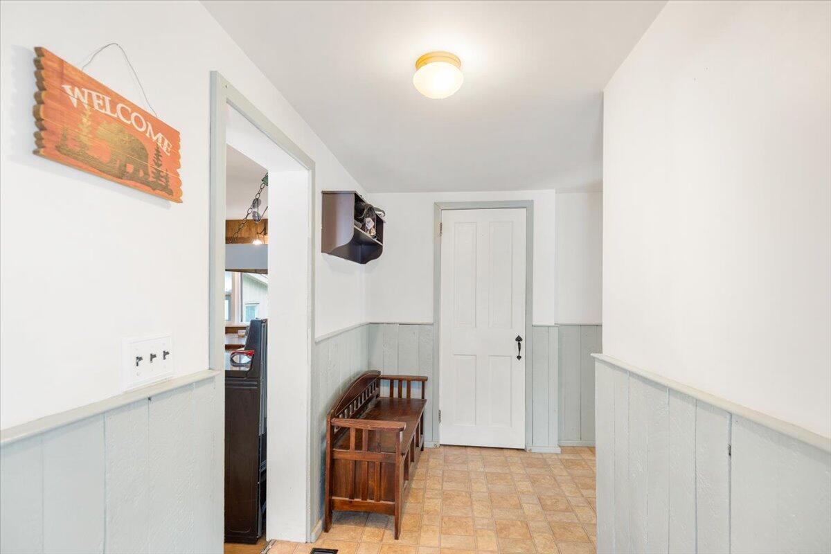 14 Rideout Lane Gardiner, ME 04345 - Photo 13 of 35 18-14 Rideout Lane, Gardiner, ME-18