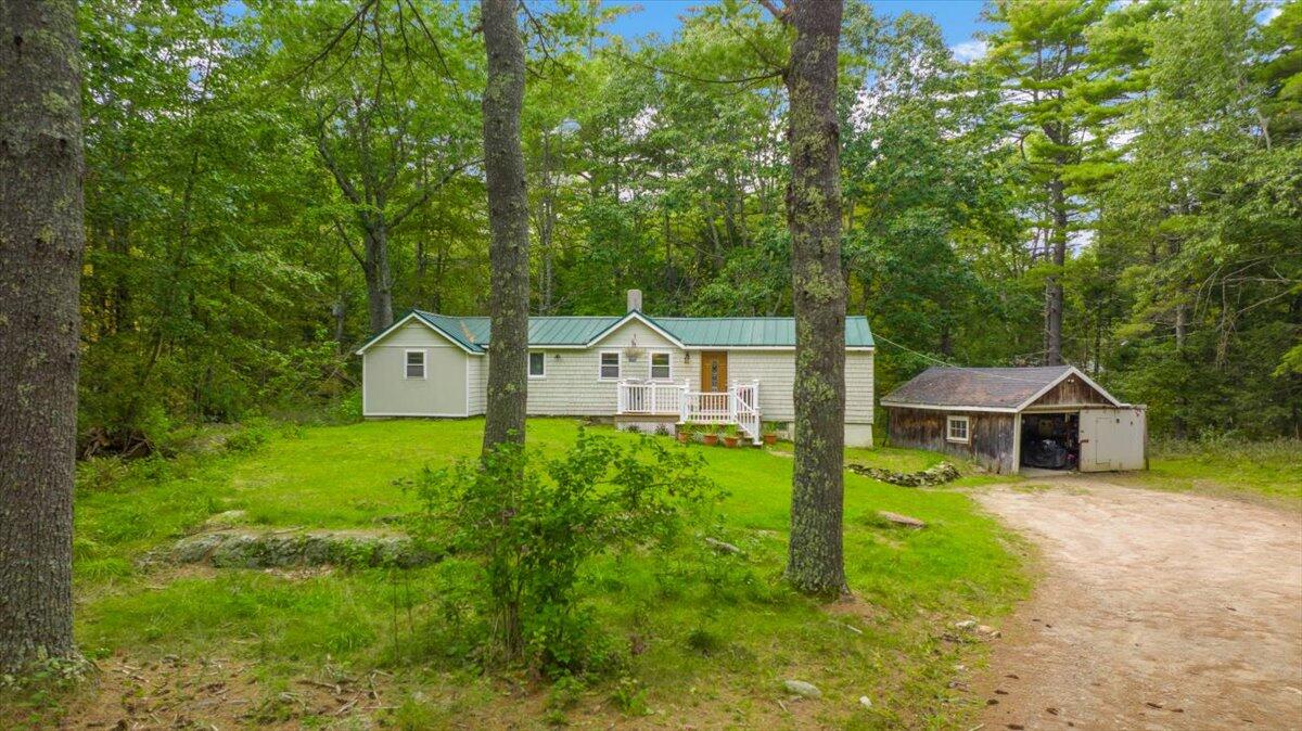 14 Rideout Lane Gardiner, ME 04345 - Photo 3 of 35 01-14 Rideout Lane, Gardiner, ME-33