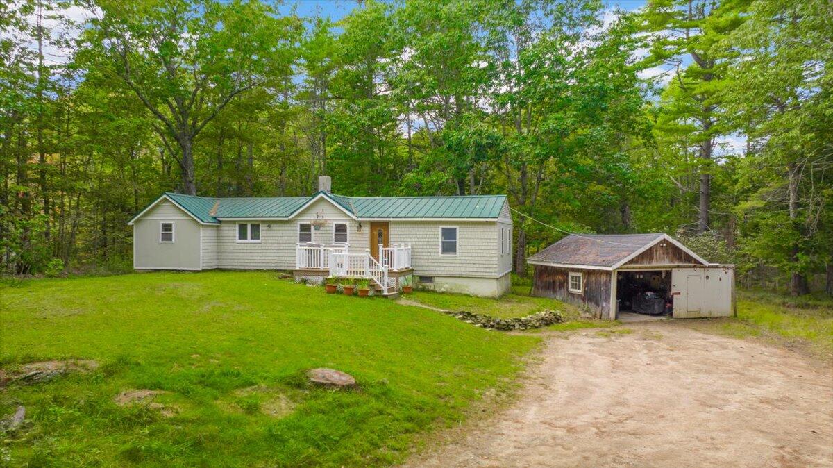 14 Rideout Lane Gardiner, ME 04345 - Photo 4 of 35 02-14 Rideout Lane, Gardiner, ME-34
