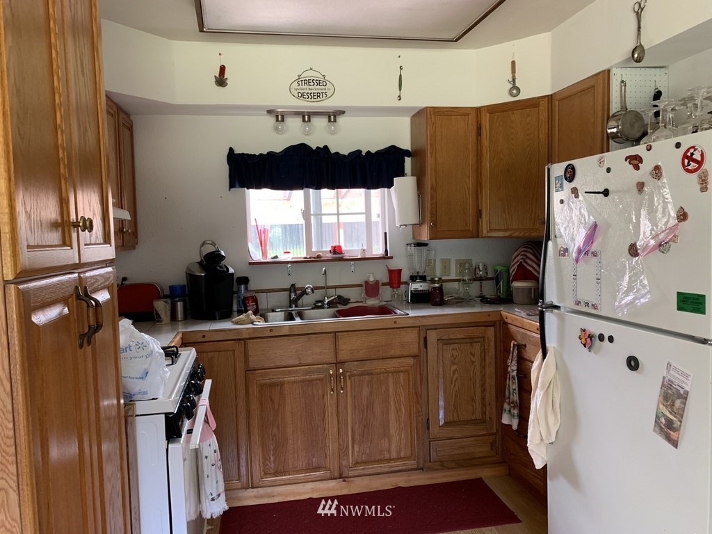 253 Bowes Road Hoquiam, WA 98550 - Photo 5 of 25 Gallery Image 5