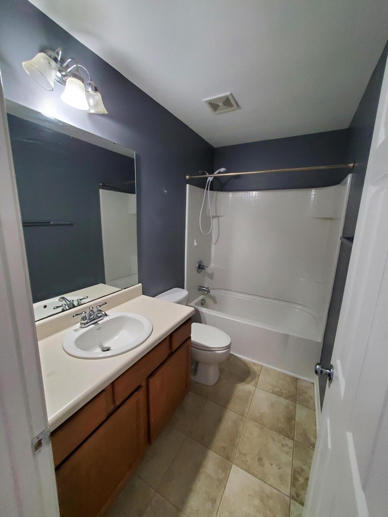 271 Island Green Road Goose Creek, SC 29445 - Photo 12 of 19 20210916_124601